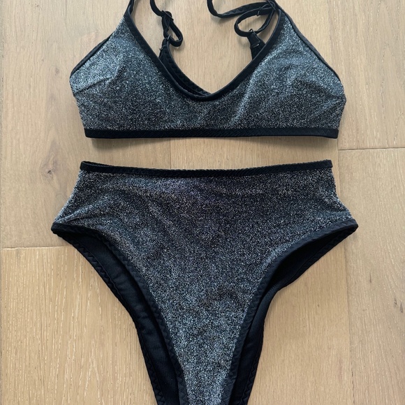 **NWT** AERIE BLACK AND SILVER SHIMMER SPARKLE SHINE BIKINI - Picture 1 of 5